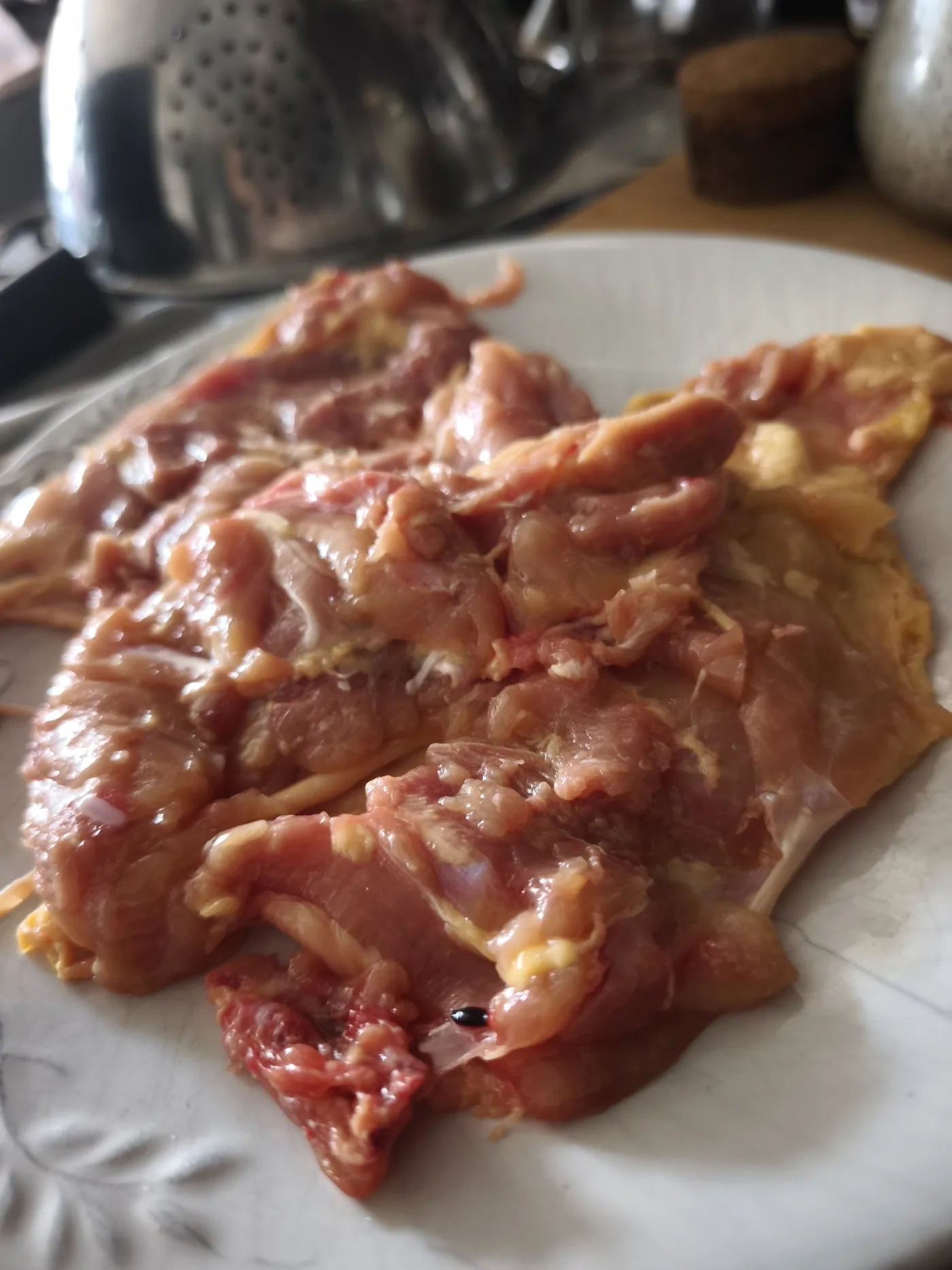 Cuisses de poulet désossées à la citronnelle et au citron étape 1
